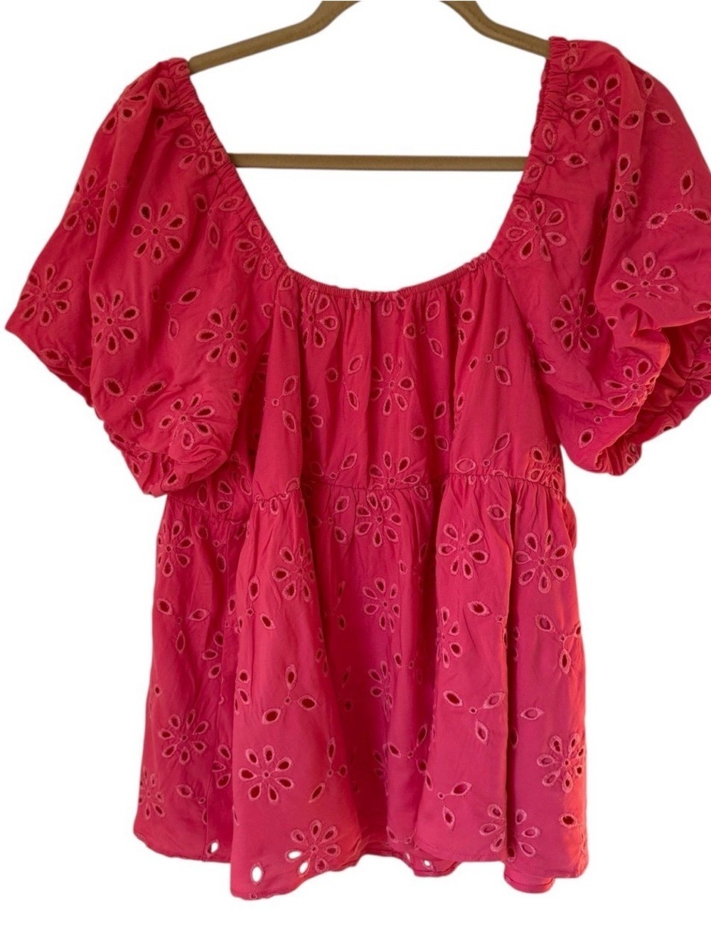 Torrid Babydoll Eyelet Challis Pink Short Sleeve Blouse Plus Size 1X (14/16) NWT - Picture 2 of 12
